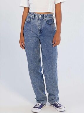 BDG Medium Wash High-Rise Baggy Jeans
